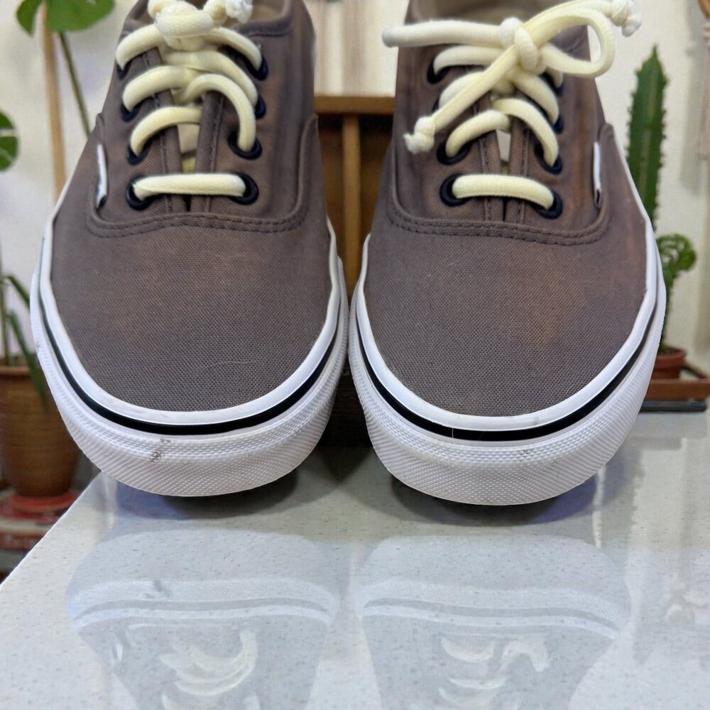 Vans Women's Size 6.5 Lace Up Canvas Sneakers Gray - Picture 3 of 11